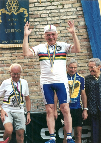 Franz zeigt große Freude über seine 4. Goldmedaille